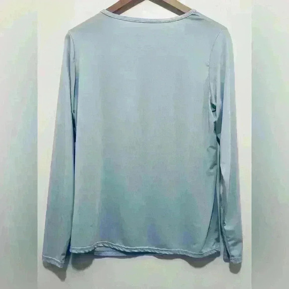 Amazon Real Essentials Dry Fit Tech Long Sleeve, Women’s Size Medium, Baby Blue - Picture 3 of 8